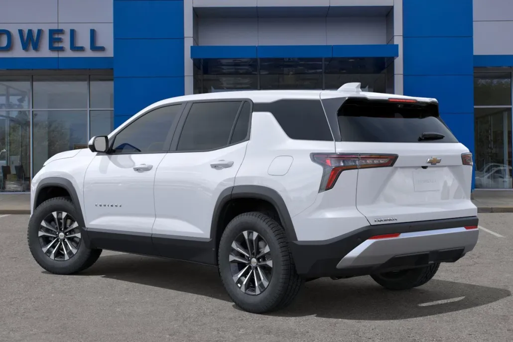 2026 Chevrolet Equinox LT photo 1