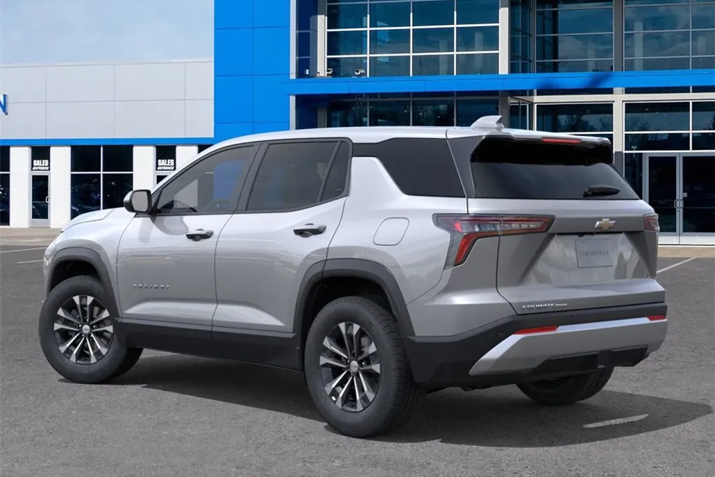 2026 Chevrolet Equinox LT photo 1