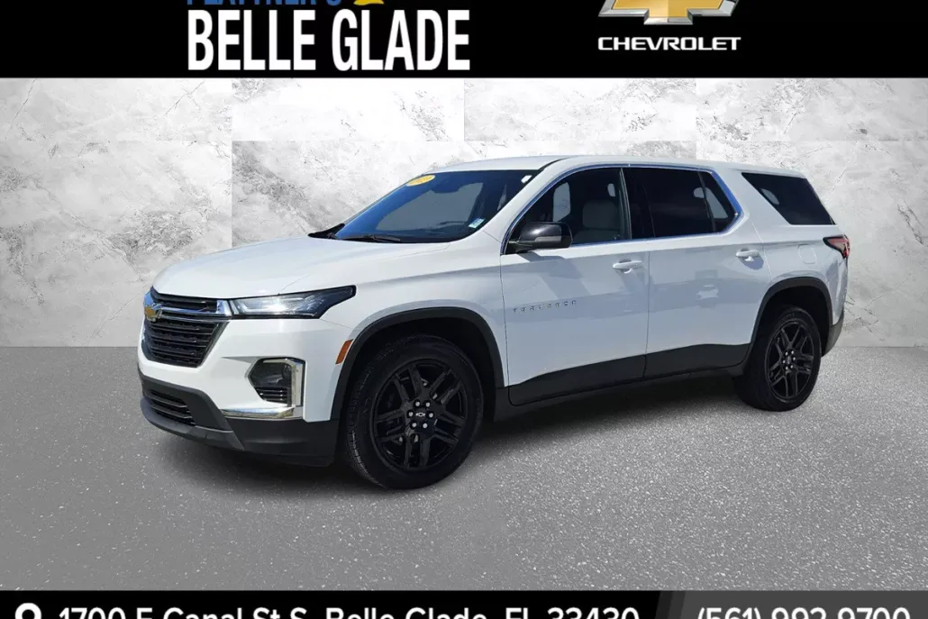 2022 Chevrolet Traverse LS photo 1