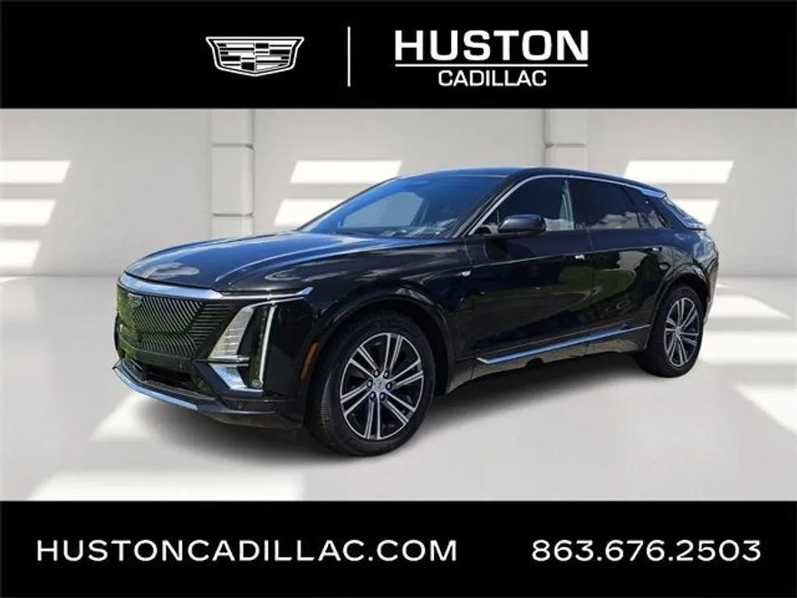 2025 Cadillac Lyriq Luxury photo 1