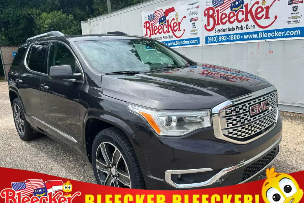 2017 Gmc Acadia Denali photo 1