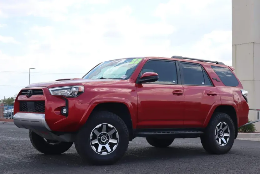 2022 Toyota 4Runner TRD Off-Road photo 1