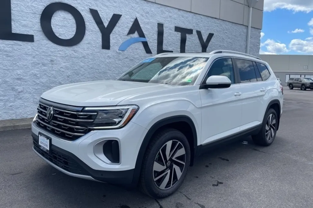 2025 Volkswagen Atlas SE Technology photo 1