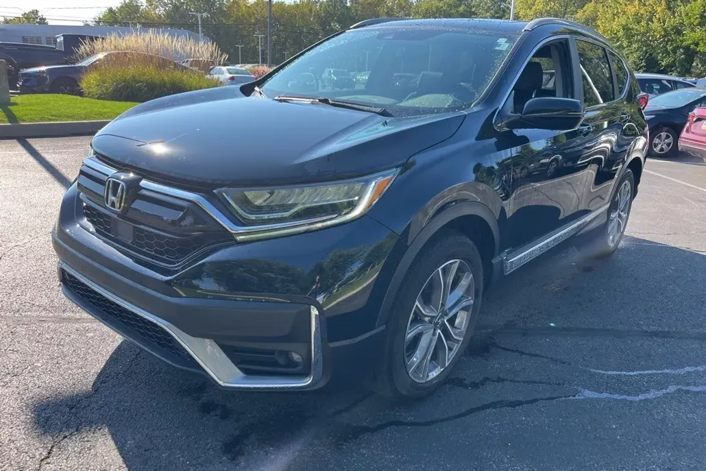 2022 Honda CR-V Touring photo 1