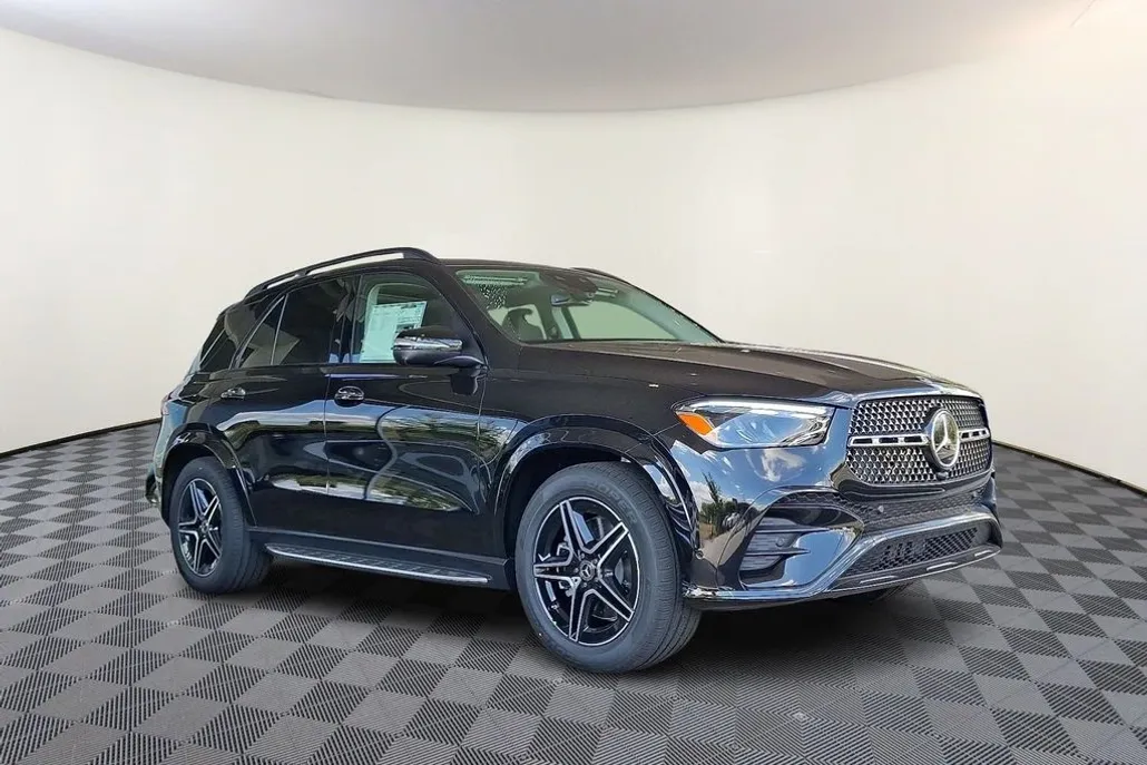 2026 Mercedes Benz GLE 450 4MATIC photo 1