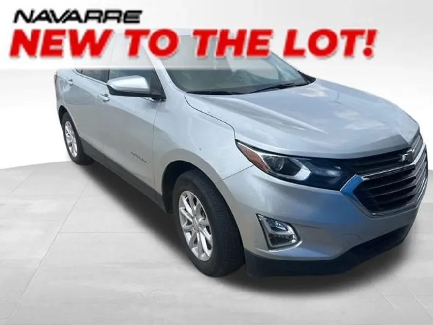 2021 Chevrolet Equinox LT photo 1