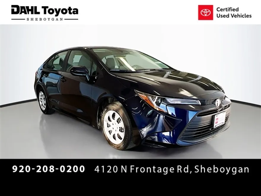 2024 Toyota Corolla LE photo 1