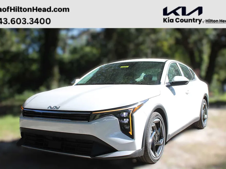 2025 Kia K4 EX photo 1