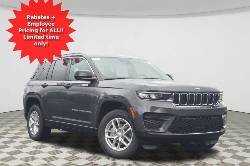 2025 Jeep Grand Cherokee Laredo photo 1