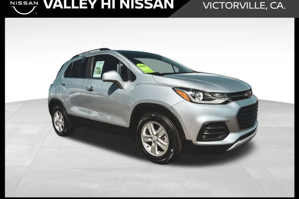 2020 Chevrolet Trax LT photo 1