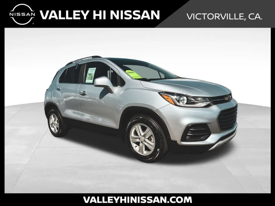 2020 Chevrolet Trax LT photo 1