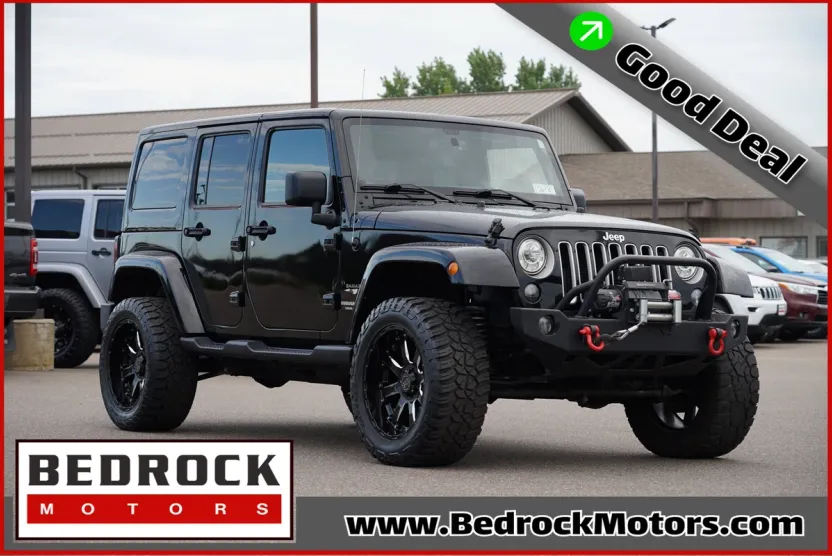 2017 Jeep Wrangler Unlimited Sahara photo 1