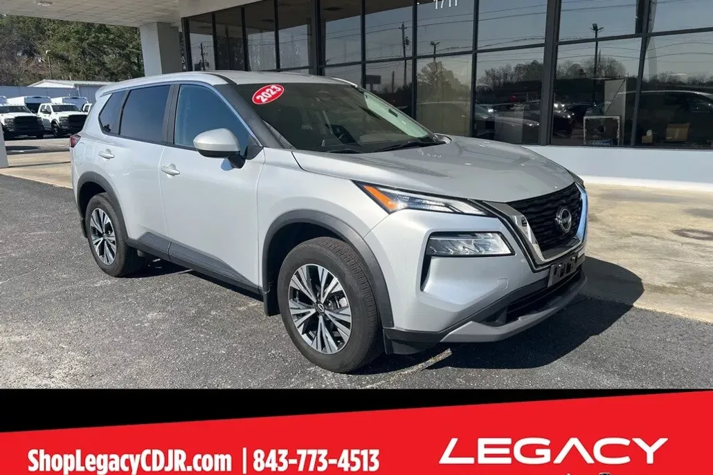2023 Nissan Rogue SV photo 1