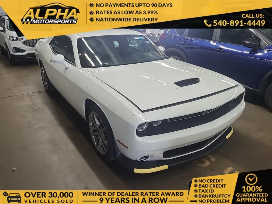 2022 Dodge Challenger GT photo 1