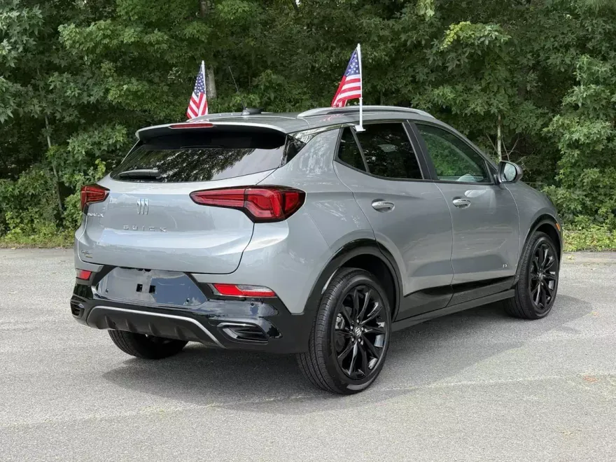 2026 Buick Encore GX Sport Touring photo 1