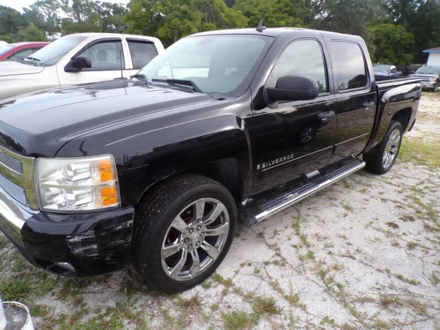 2008 Chevrolet Silverado 1500 LT2 photo 1