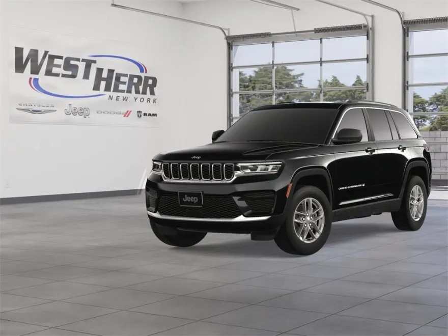 2025 Jeep Grand Cherokee Laredo photo 1