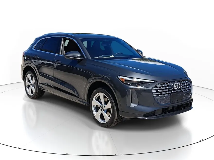 2025 Audi Q5 2.0T Premium Plus photo 1