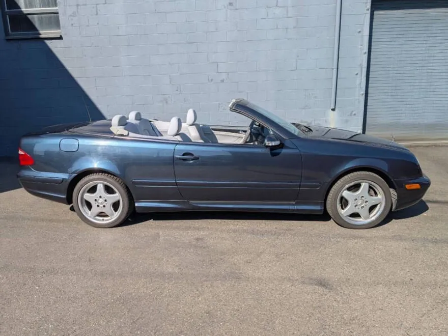 2000 Mercedes Benz CLK 430 photo 1
