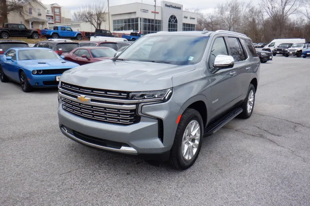 2023 Chevrolet Tahoe Premier photo 1