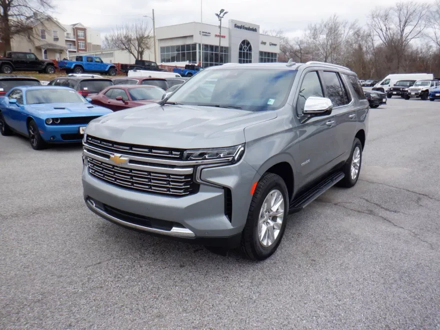 2023 Chevrolet Tahoe Premier photo 1