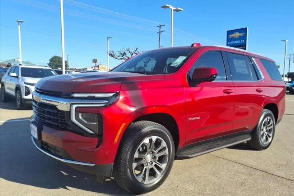 2026 Chevrolet Tahoe LS photo 1