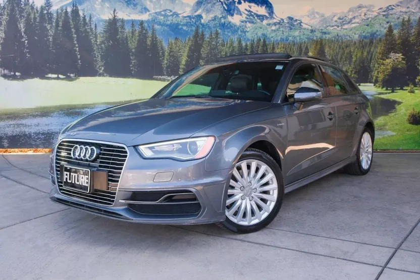 2016 Audi A3 E-tron Premium photo 1