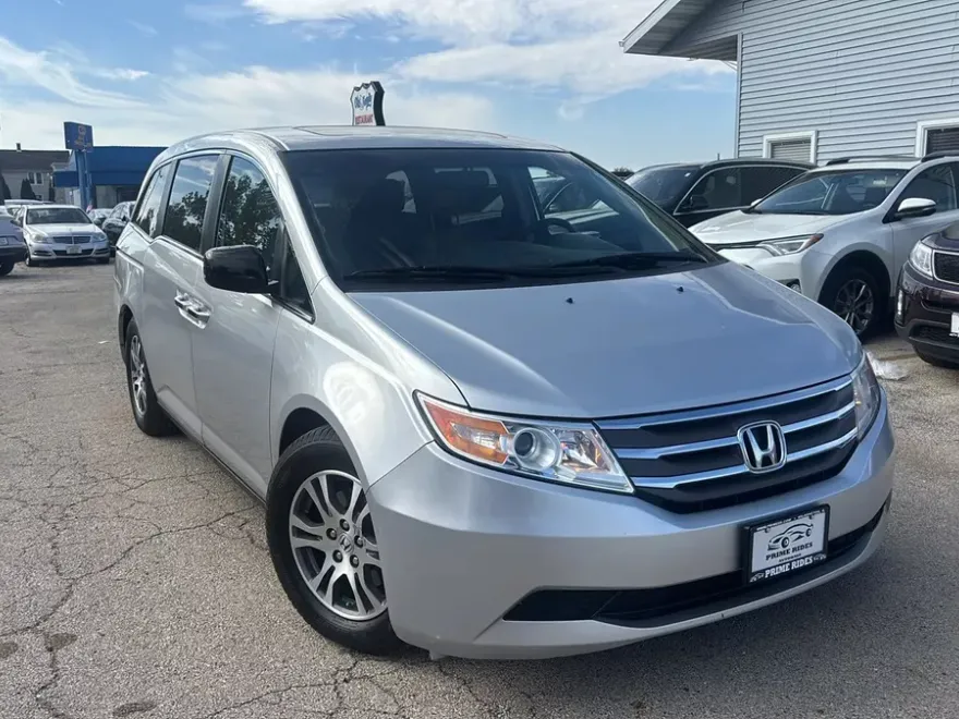 2012 Honda Odyssey photo 1
