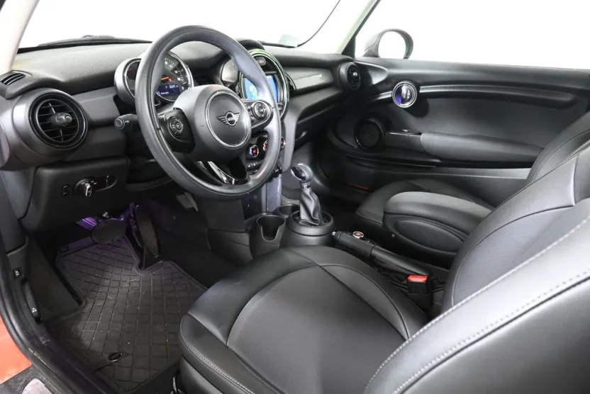 2019 Mini Cooper Signature photo 1