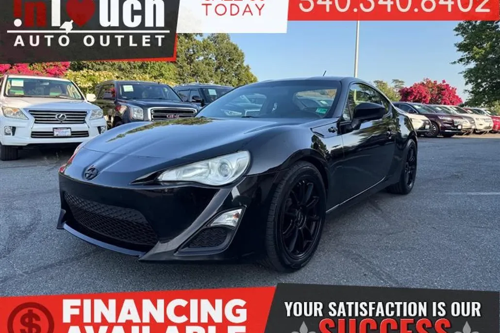 2013 Scion FR-S photo 1
