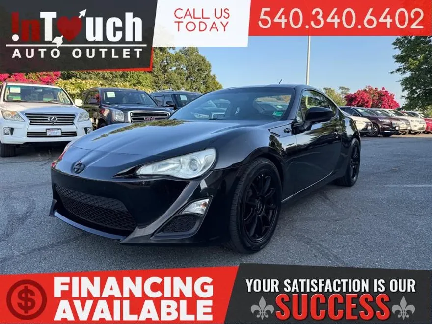2013 Scion FR-S photo 1
