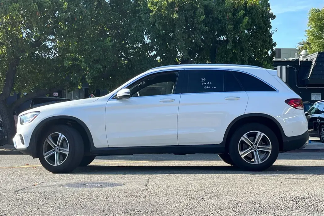 2022 Mercedes Benz GLC 300 4MATIC photo 1