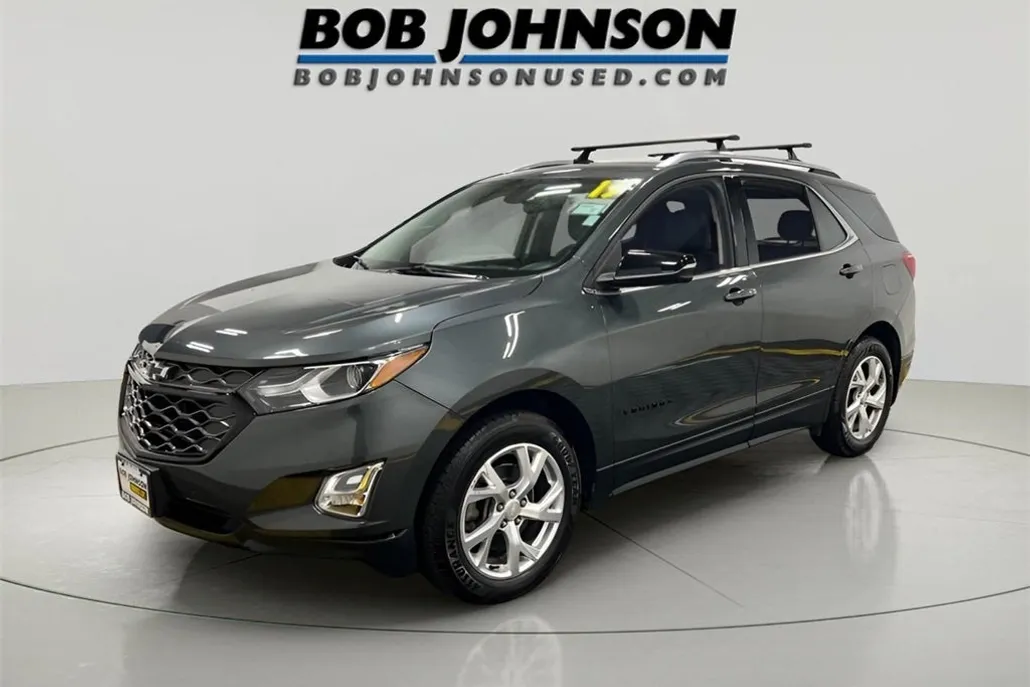 2019 Chevrolet Equinox LT photo 1