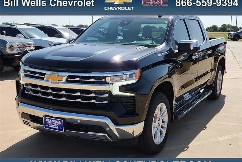 2022 Chevrolet Silverado 1500 LTZ photo 1