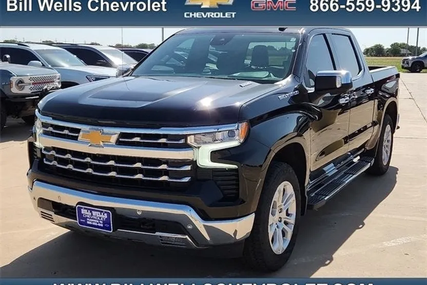 2022 Chevrolet Silverado 1500 LTZ photo 1
