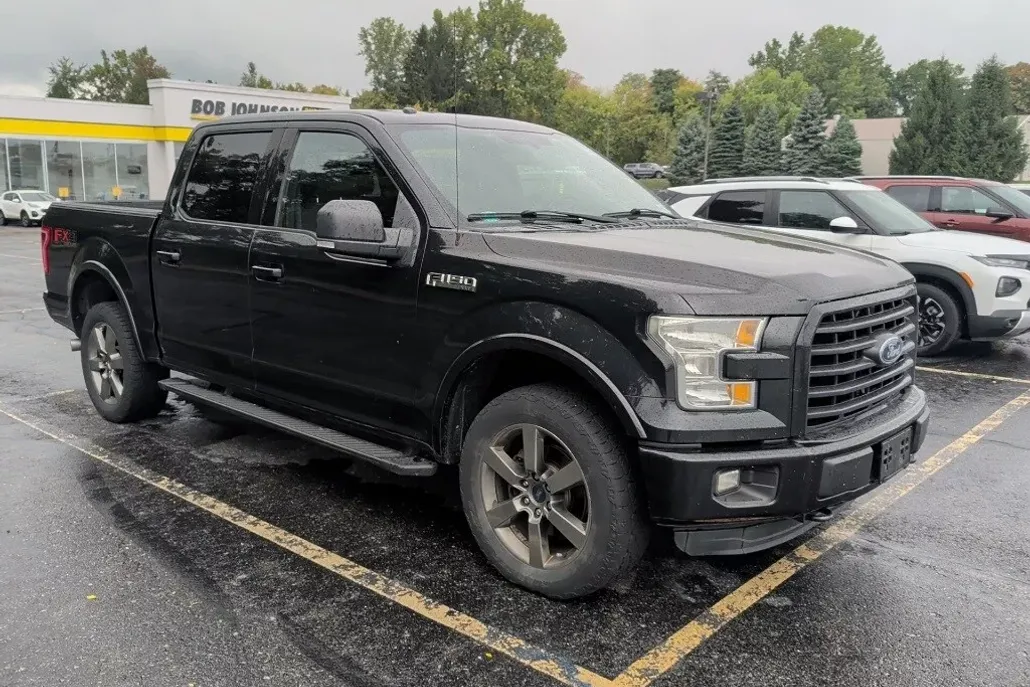 2015 Ford F-150 XLT photo 1