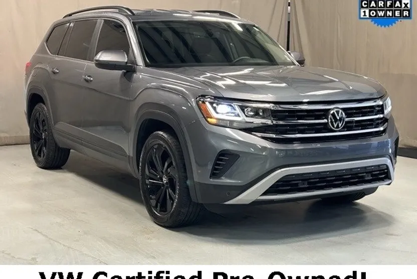 2022 Volkswagen Atlas SE Technology photo 1