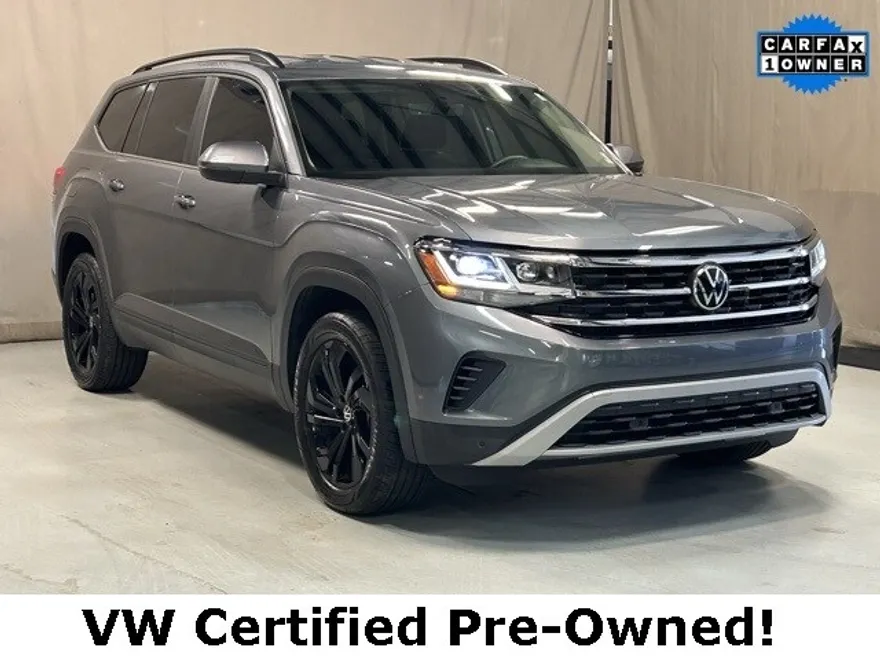 2022 Volkswagen Atlas SE Technology photo 1