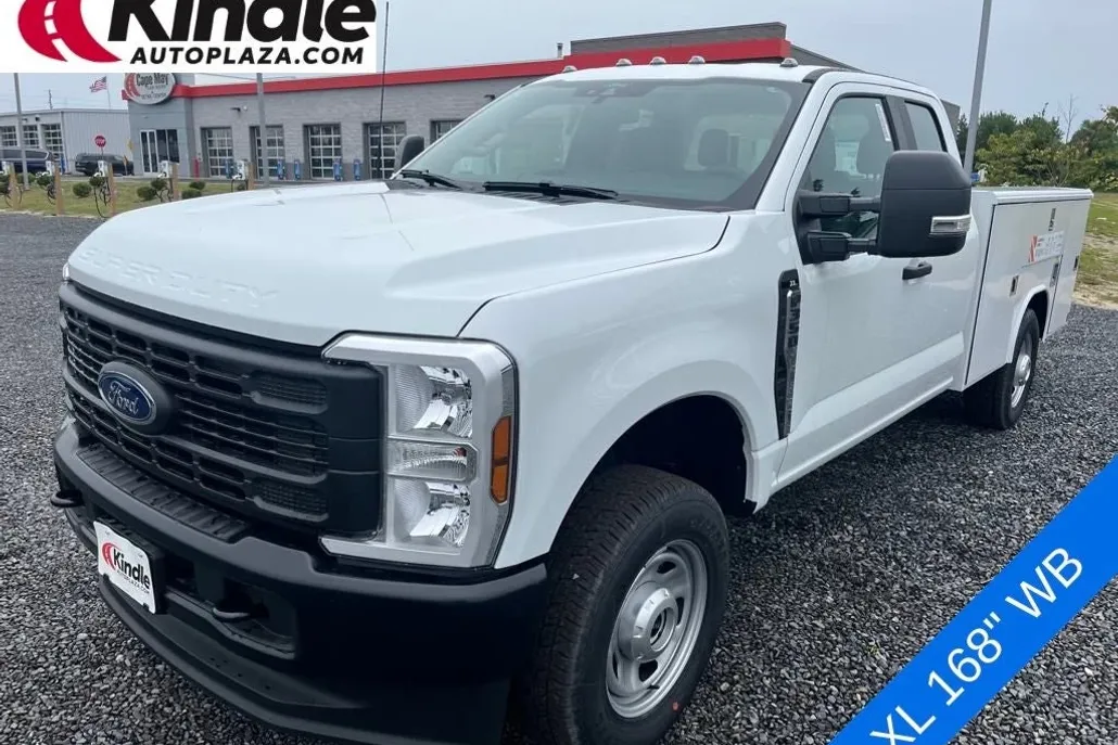 2025 Ford F-350 photo 1