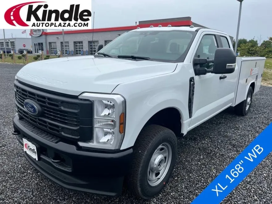 2025 Ford F-350 photo 1