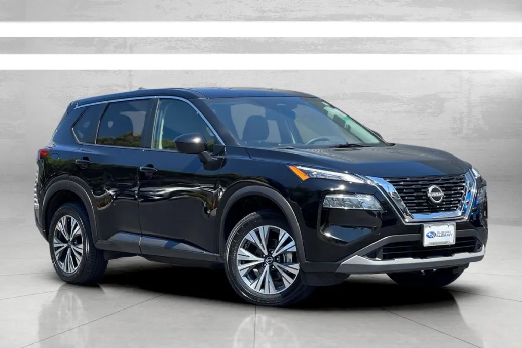 2023 Nissan Rogue SV photo 1