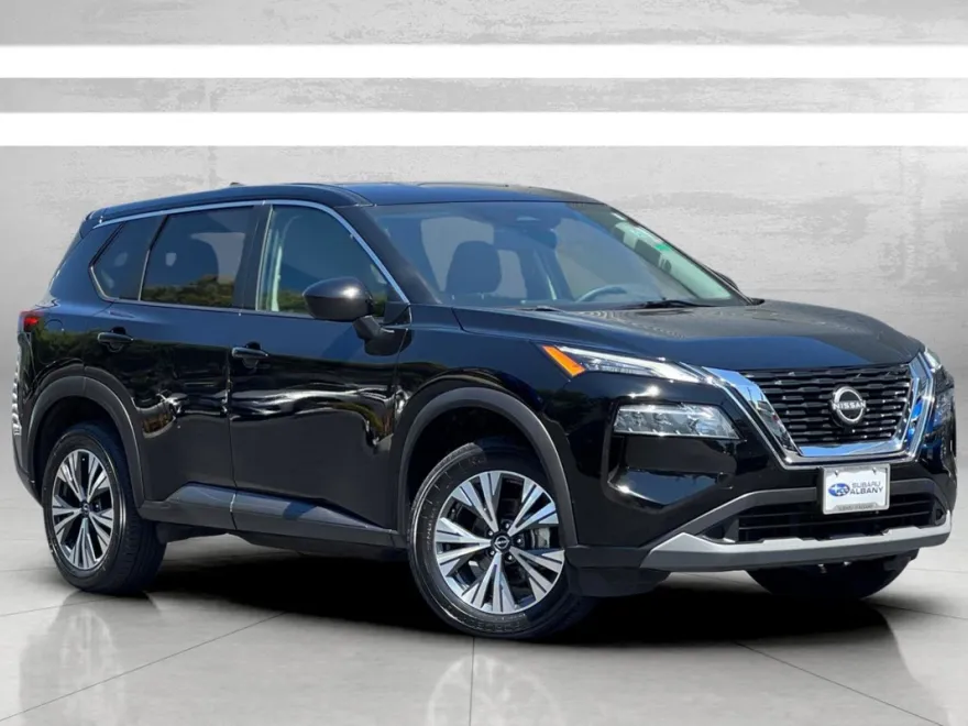 2023 Nissan Rogue SV photo 1