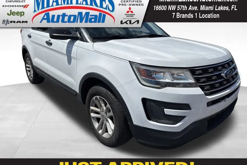 2017 Ford Explorer Base photo 1