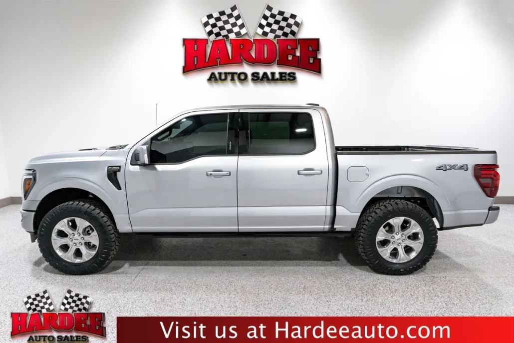 2024 Ford F-150 Platinum photo 1