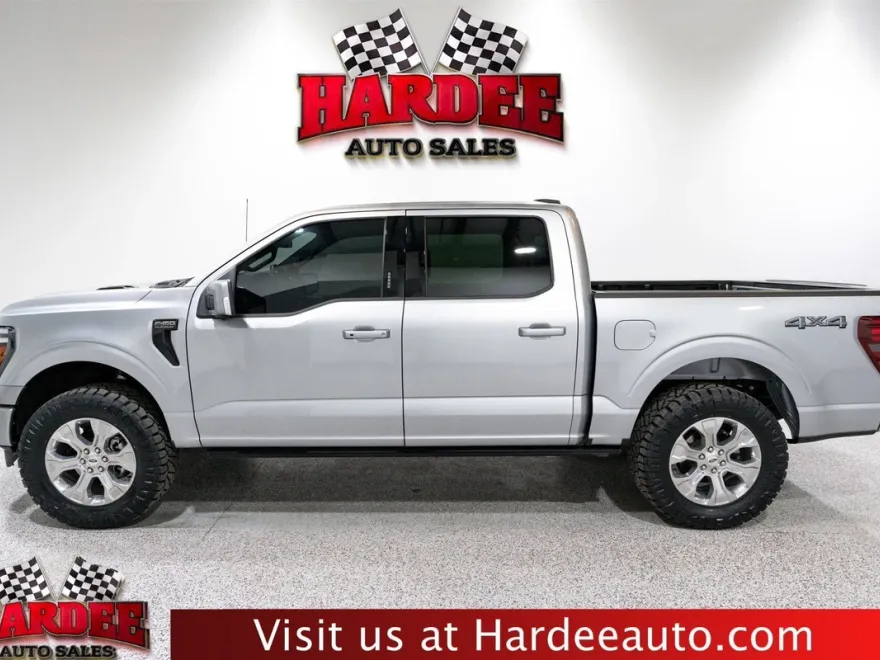 2024 Ford F-150 Platinum photo 1