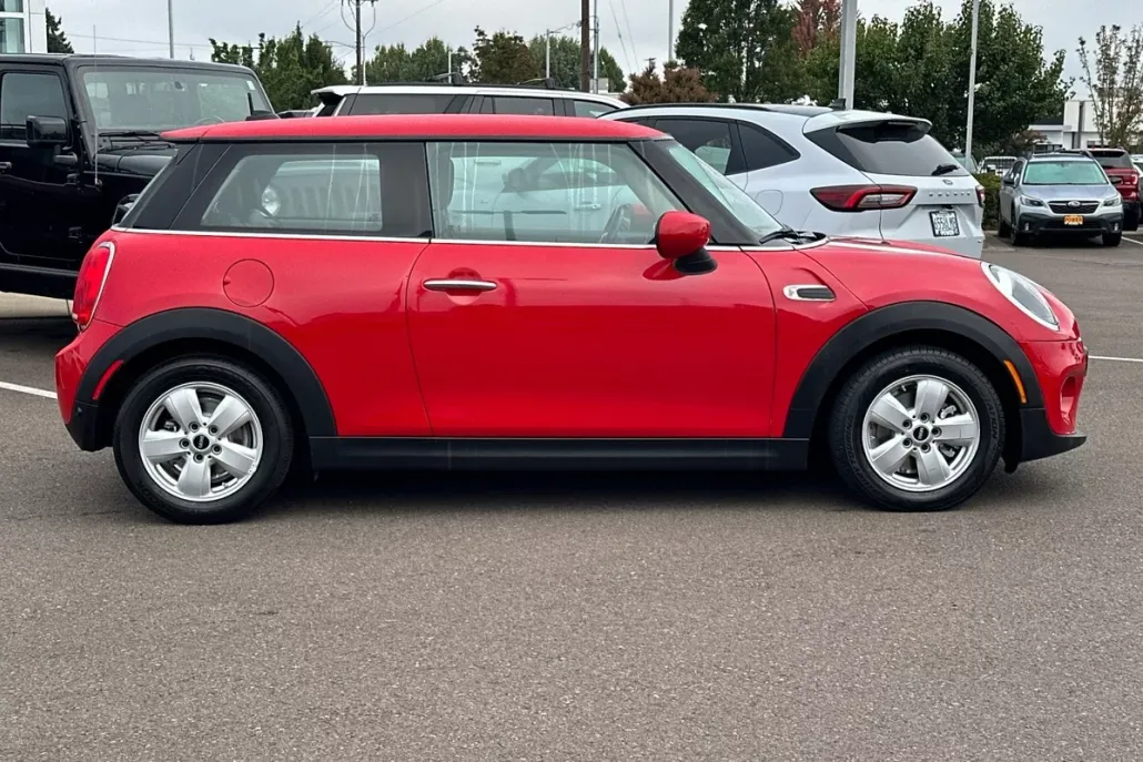 2021 Mini Cooper 2 Door Hardtop photo 1