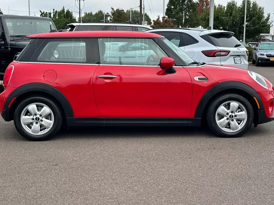 2021 Mini Cooper 2 Door Hardtop photo 1