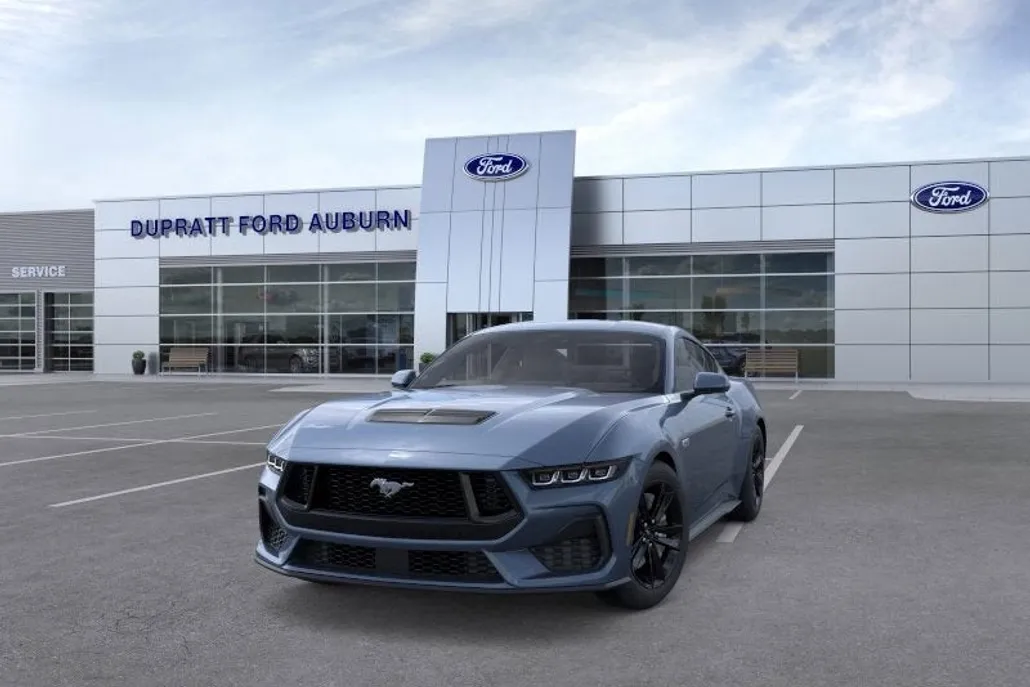 2025 Ford Mustang GT photo 1
