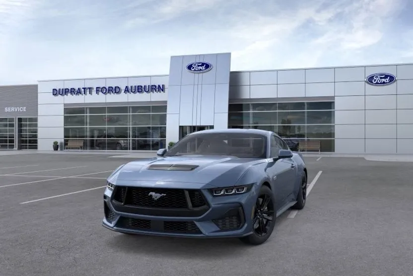 2025 Ford Mustang GT photo 1