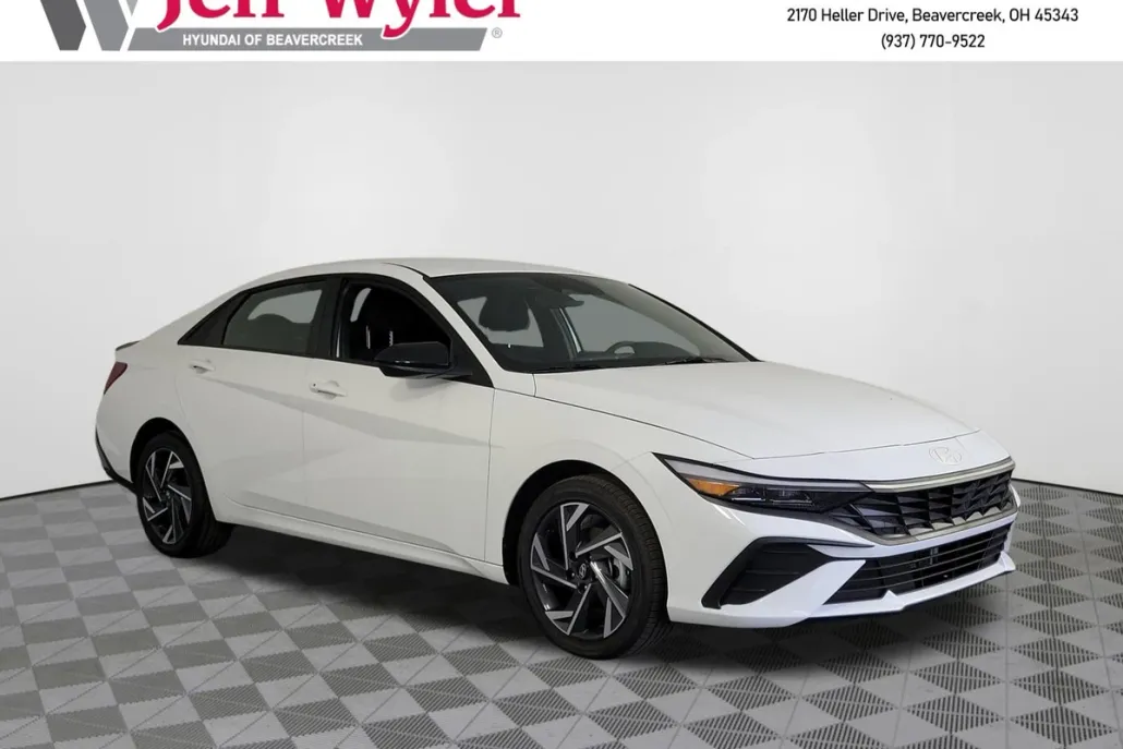 2025 Hyundai Elantra Hybrid SEL Sport photo 1